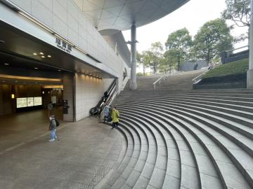 用賀駅／徒歩6分・約480m(2023年11月)