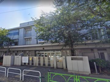 駒沢大学駅／徒歩4分・約320m