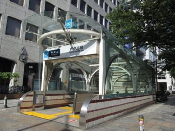 表参道駅／徒歩11分・約880m