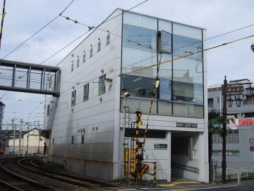 上町駅／徒歩8分・約640m