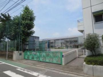 目黒区立緑ケ丘小学校／徒歩6分・約405m
