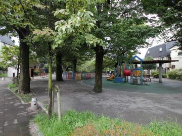 小山台公園／徒歩5分・約400m