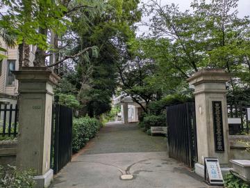 文京区立第三中学校／徒歩6分・約450m