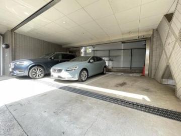 駐車場(2023年11月)