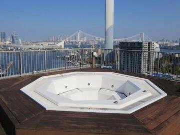 その他共用部／リラクゼーション温水プール.