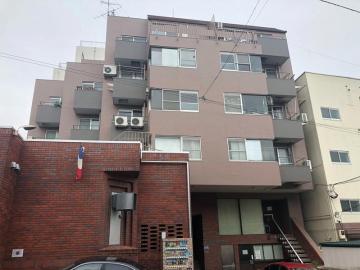 前面道路含む現地写真／外観